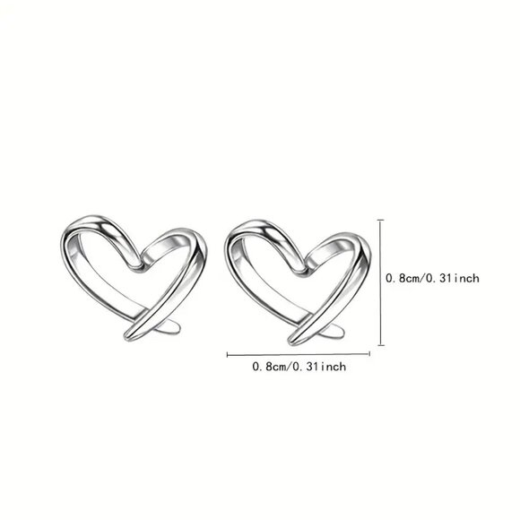 Elegant Heart-Shaped Hollow Stud Earrings - Picture 4 of 5